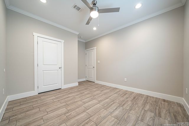 1418 Burleson, San Antonio, TX 78202