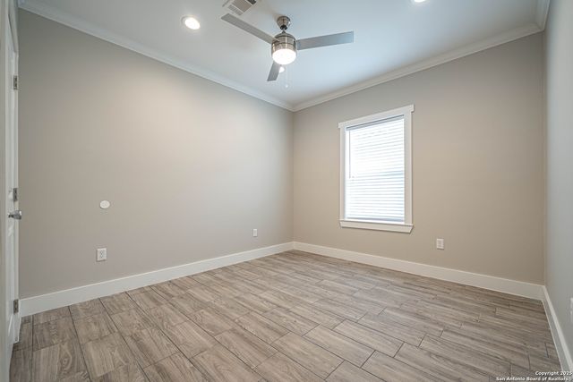 1418 Burleson, San Antonio, TX 78202