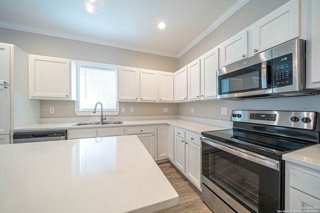 1418 Burleson, San Antonio, TX 78202