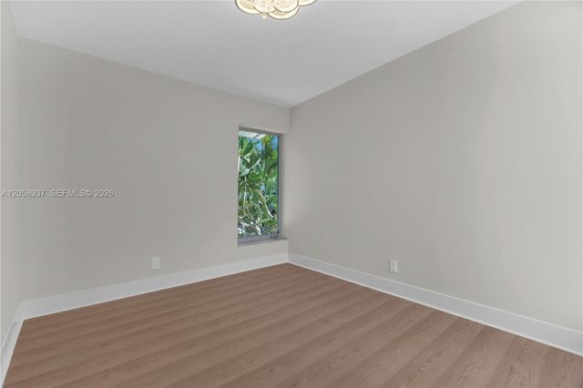 5801 NW 20th St, Margate, FL 33063