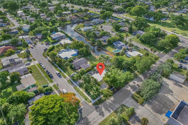 5801 NW 20th St, Margate, FL 33063