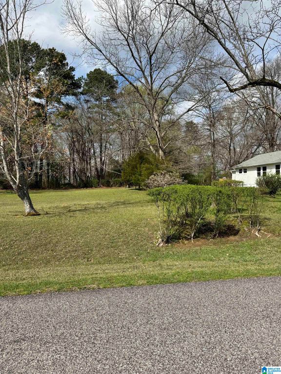 626 KENNEDY ROAD, Gardendale, AL 35071