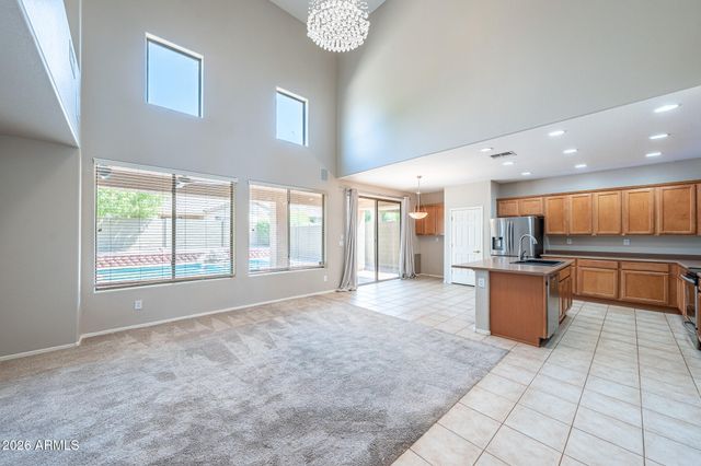 39608 N LOST LEGEND Drive, Phoenix, AZ 85086