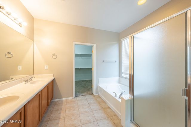 39608 N LOST LEGEND Drive, Phoenix, AZ 85086