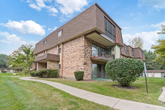 11130 Northwest Road E, Palos Hills, IL 60465