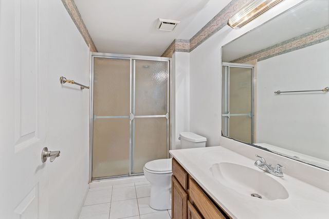 11130 Northwest Road E, Palos Hills, IL 60465