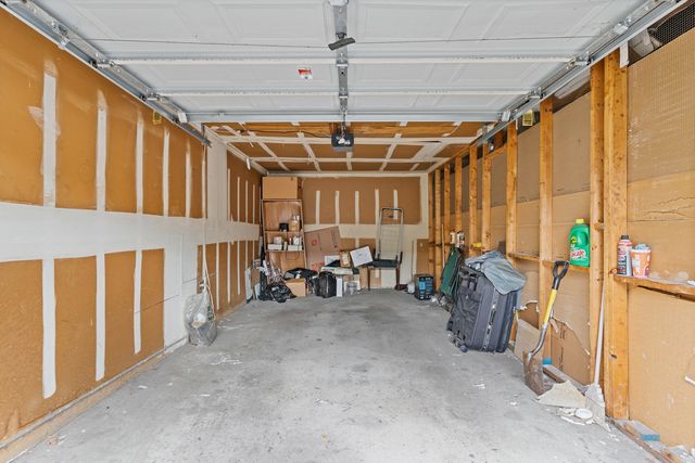 11130 Northwest Road E, Palos Hills, IL 60465