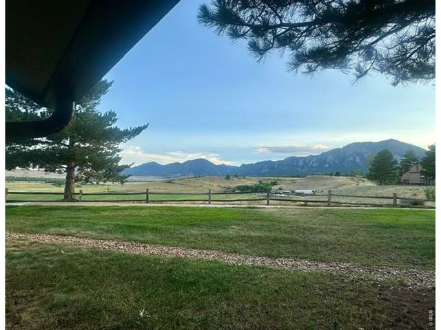 1656 Bradley Dr, Boulder, CO 80305