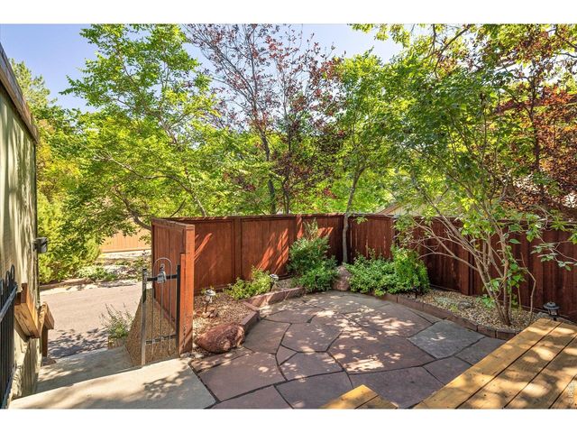 1656 Bradley Dr, Boulder, CO 80305