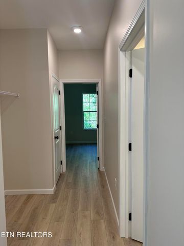 2822 Deer Stand Drive, Sevierville, TN 37876