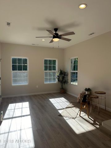 2822 Deer Stand Drive, Sevierville, TN 37876