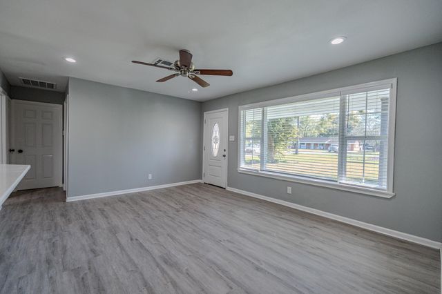 5107 Sycamore Avenue, Pasadena, TX 77503