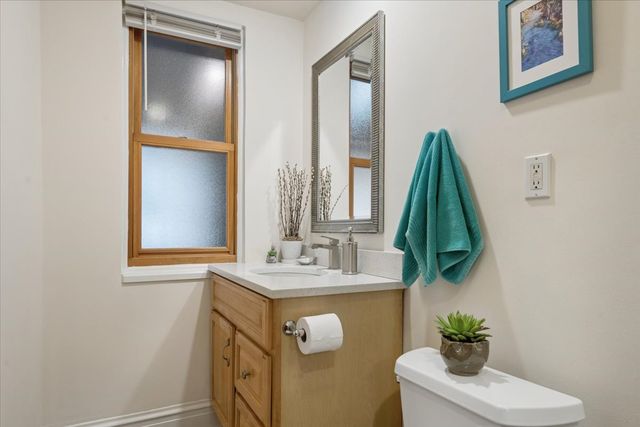 811 Clarence Avenue, Oak Park, IL 60304