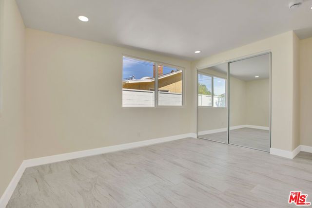 18800 Cohasset Street, Reseda (los Angeles), CA 91335