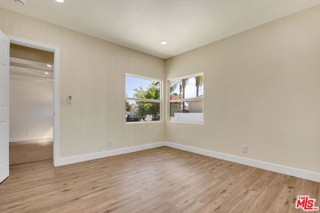 18800 Cohasset Street, Reseda (los Angeles), CA 91335