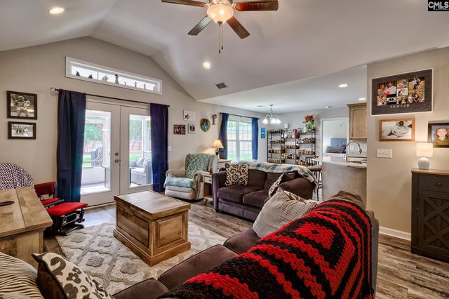 8 Foxfire Lane, Wedgefield, SC 29168