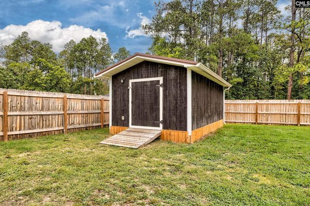 8 Foxfire Lane, Wedgefield, SC 29168