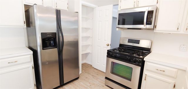 11707 Barchetta DR, Austin, TX 78758