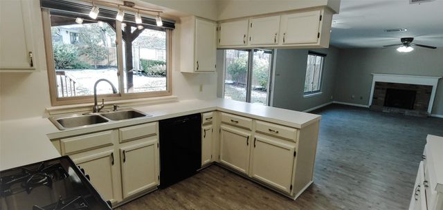 11707 Barchetta DR, Austin, TX 78758