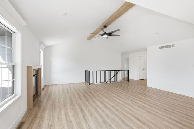 9747 S RTE N, Columbia, MO 65203