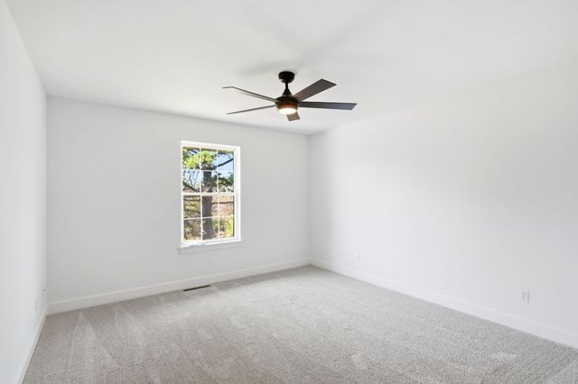 9747 S RTE N, Columbia, MO 65203