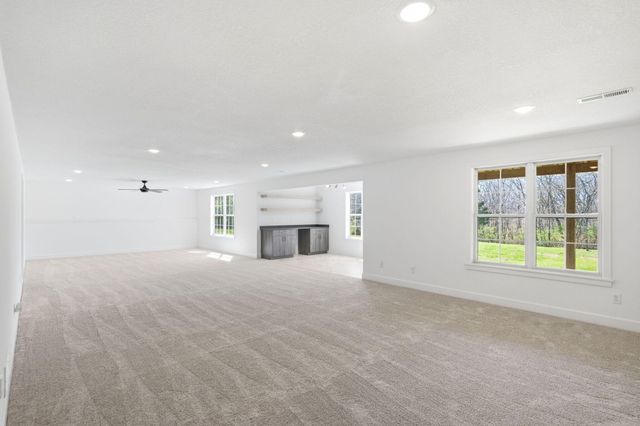 9747 S RTE N, Columbia, MO 65203