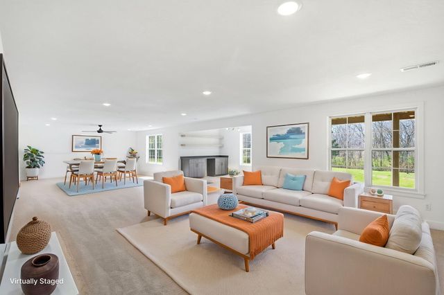 9747 S RTE N, Columbia, MO 65203