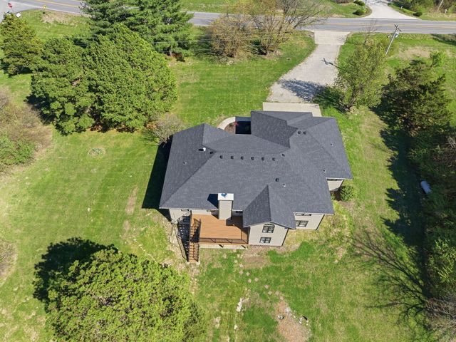 9747 S RTE N, Columbia, MO 65203