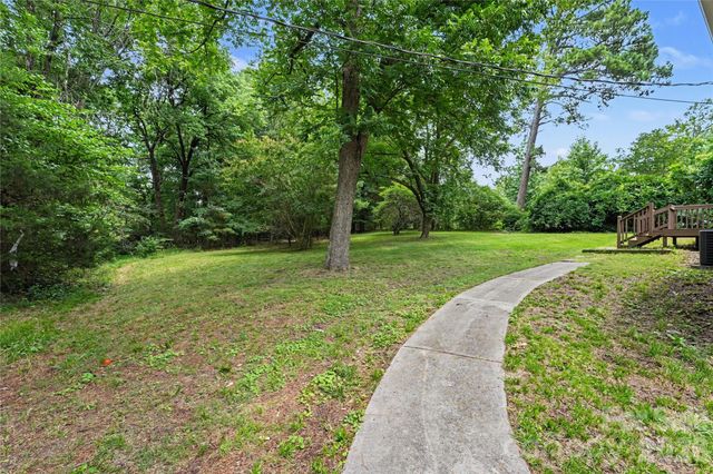 6931 Robinson Church Road, Charlotte, NC 28215