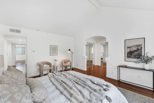 4520 Pennsylvania Avenue 137, La Crescenta, CA 91214