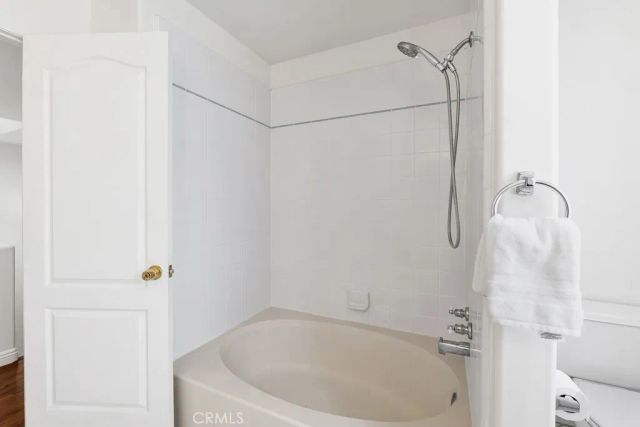 4520 Pennsylvania Avenue 137, La Crescenta, CA 91214