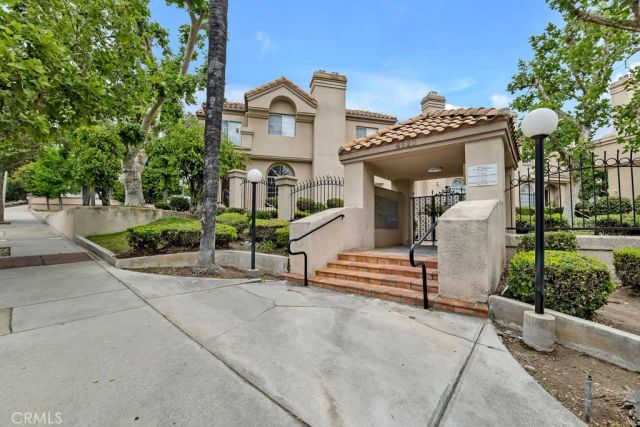 4520 Pennsylvania Avenue 137, La Crescenta, CA 91214