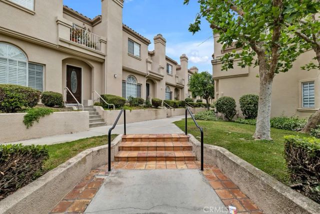 4520 Pennsylvania Avenue 137, La Crescenta, CA 91214