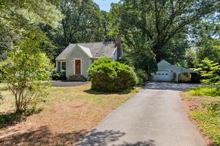 67 Summer St, Foxboro, MA 02035