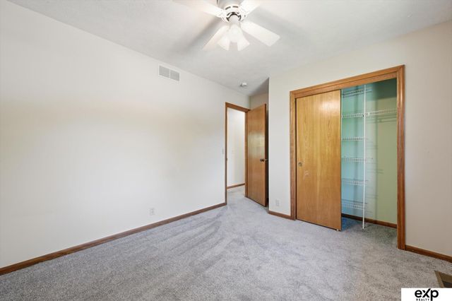 5819 N 127th Avenue Circle, Omaha, NE 68164