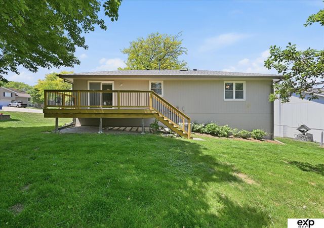 5819 N 127th Avenue Circle, Omaha, NE 68164