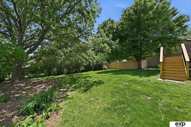 5819 N 127th Avenue Circle, Omaha, NE 68164