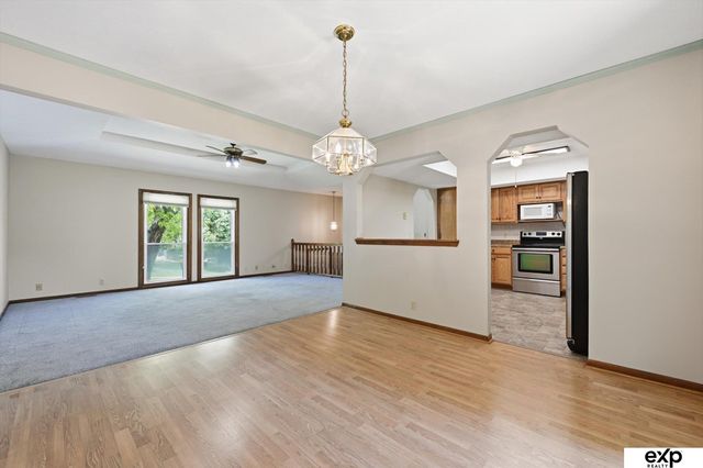 5819 N 127th Avenue Circle, Omaha, NE 68164