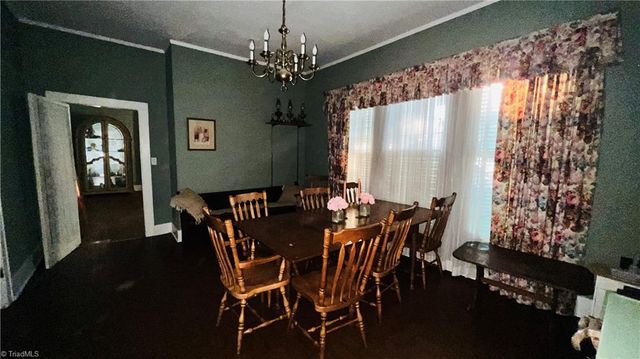 132 Orchard Street, Mount Airy, NC 27030