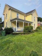 132 Orchard Street, Mount Airy, NC 27030