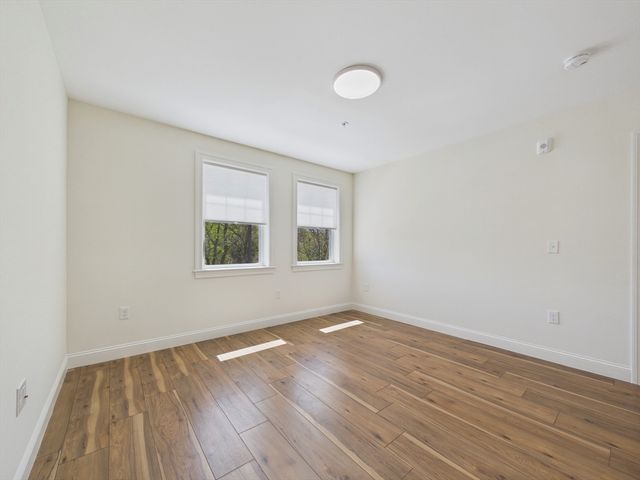 1 Pleasant Street 206, Cohasset, MA 02025