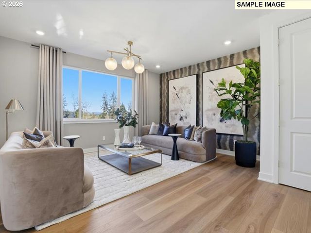 17563 HILLSIDE Dr, West Linn, OR 97068