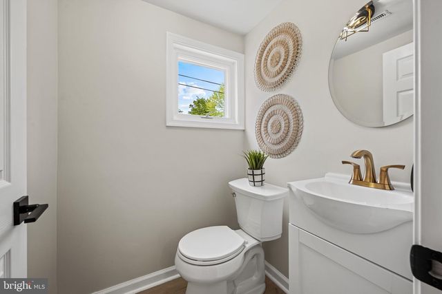 307 GLOUCESTER AVE, Somerdale, NJ 08083