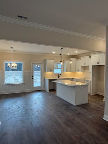3793 Valley Forge Rd., Aynor, SC 29511