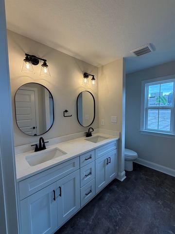 3793 Valley Forge Rd., Aynor, SC 29511
