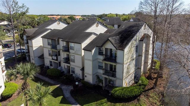 1908 LAKE ATRIUMS CIRCLE 24, Orlando, FL 32839