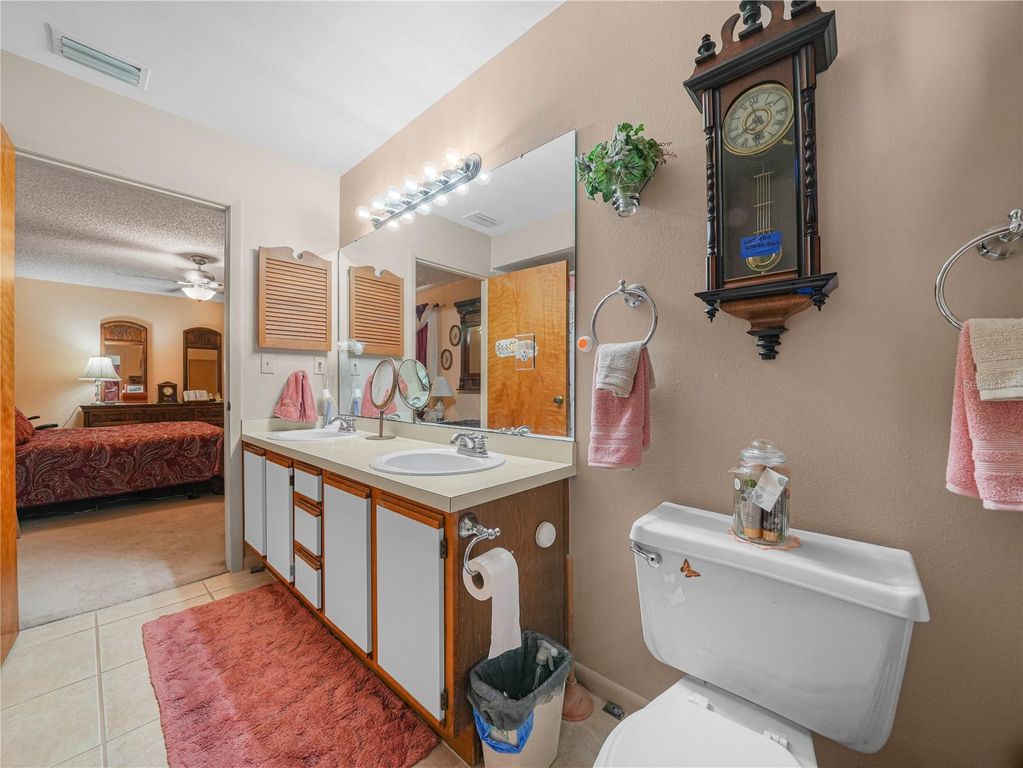 Image 28 of property listing at 1100 GOLDEN BOUGH ROAD, Lake Wales, FL 33898