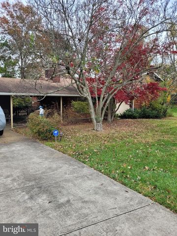 3743 CHAIN BRIDGE ROAD, Fairfax, VA 22030