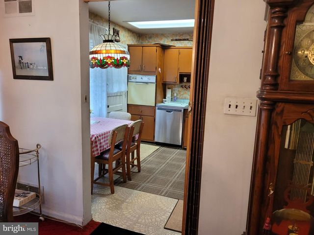 3743 CHAIN BRIDGE ROAD, Fairfax, VA 22030