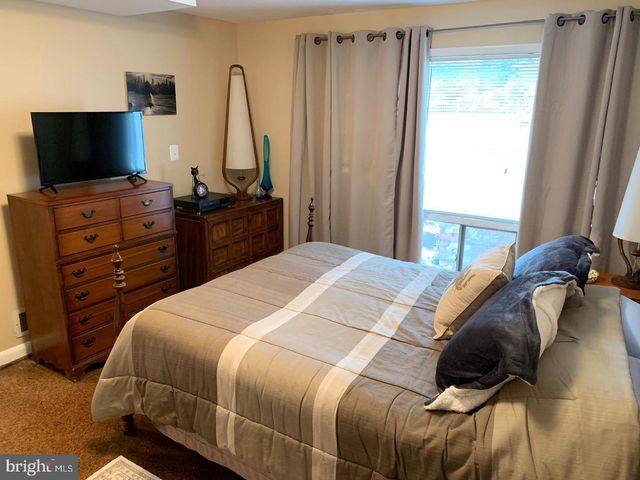 3743 CHAIN BRIDGE ROAD, Fairfax, VA 22030